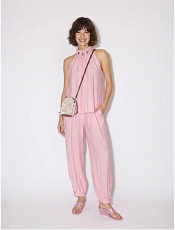 Conjunto de blusa halter y pantalones de tiro alto lucci