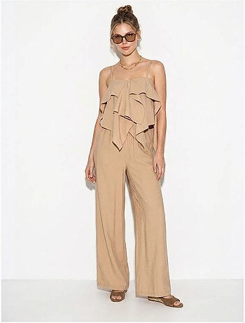 Conjunto de blusa palabra de honor con volante y pantalón de pernera ancha lucci