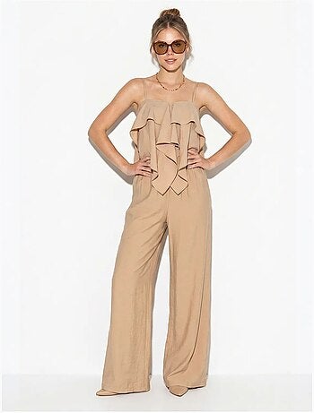 Conjunto de blusa palabra de honor con volante y pantalón de pernera ancha lucci