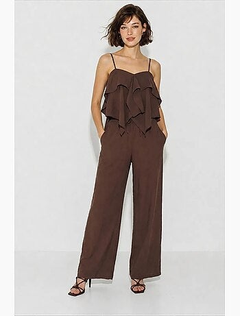 Conjunto de blusa palabra de honor con volante y pantalón de pernera ancha lucci