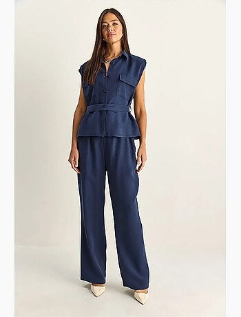 Conjunto de blusa sin mangas con cinturón y pantalón de pernera ancha lucci