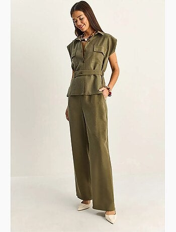 Conjunto de blusa sin mangas con cinturón y pantalón de pernera ancha lucci