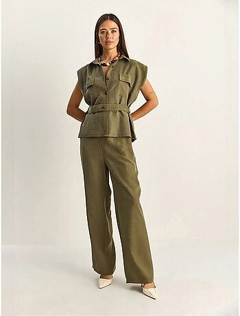 Conjunto de blusa sin mangas con cinturón y pantalón de pernera ancha lucci