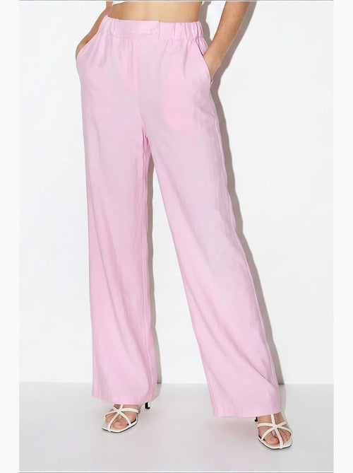 Conjunto de blusa sin mangas con cinturón y pantalón de pernera ancha lucci - Kiabi Conjunto de blusa sin mangas con cinturón y pantalón de pernera ancha lucci - Kiabi