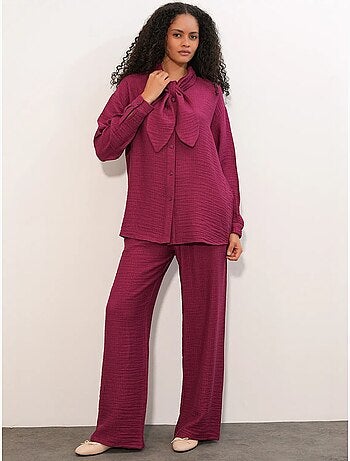 Conjunto de camisa texturizada y pantalón de pernera ancha bdart