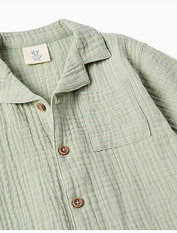 Conjunto de camisa y bermudas de algodón