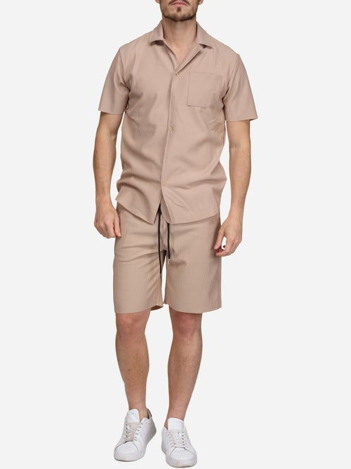 Conjunto de camisa y pantalón corto con textura - Frilivin - Kiabi Conjunto de camisa y pantalón corto con textura - Frilivin - Kiabi