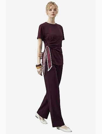 Conjunto de camiseta de cuello redondo y pantalón de pernera ancha lucci