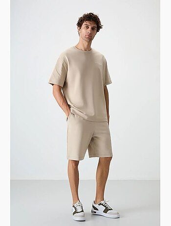 Conjunto de camiseta de manga corta oversize y shorts tommy