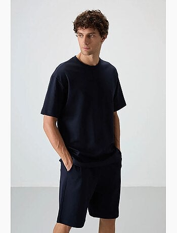 Conjunto de camiseta oversize y shorts tommy