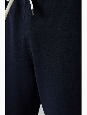 Conjunto de camiseta oversize y shorts tommy