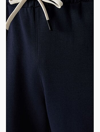Conjunto de camiseta oversize y shorts tommy
