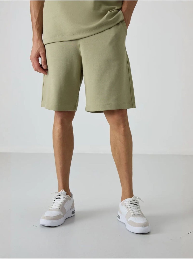 Conjunto de camiseta oversize y shorts tommy Caqui - Kiabi