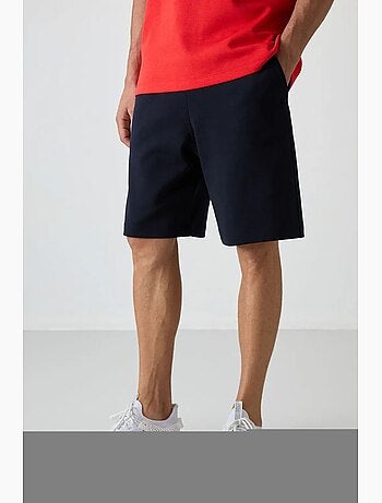 Conjunto de camiseta oversize y shorts tommy