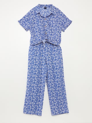 Conjunto de camiseta + pantalón vaporoso con estampado de flores - 2 piezas