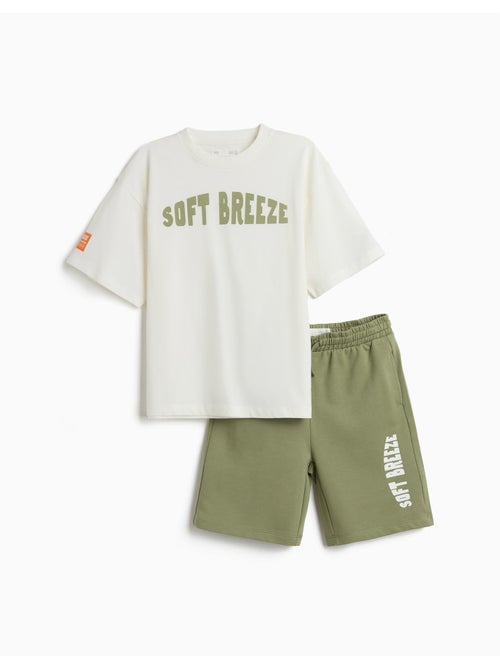 Conjunto de camiseta y pantalón corto, MO Fashion - Kiabi Conjunto de camiseta y pantalón corto, MO Fashion - Kiabi