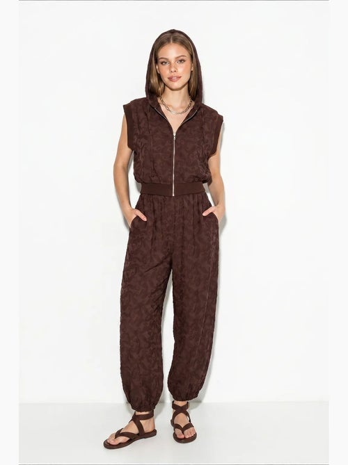 Conjunto de chaleco con capucha estampado y pantalones de pernera ancha lucci - Kiabi Conjunto de chaleco con capucha estampado y pantalones de pernera ancha lucci - Kiabi
