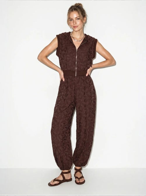 Conjunto de chaleco con capucha estampado y pantalones de pernera ancha lucci - Kiabi Conjunto de chaleco con capucha estampado y pantalones de pernera ancha lucci - Kiabi