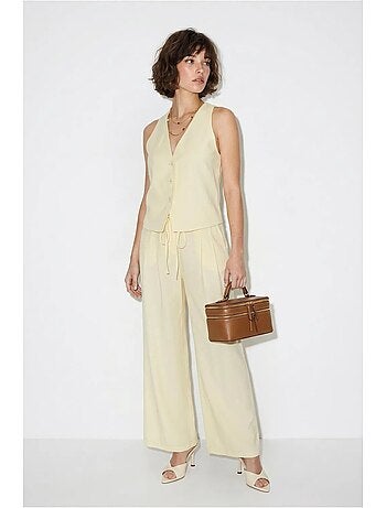 Conjunto de chaleco de algodón y pantalón de pernera ancha lucci