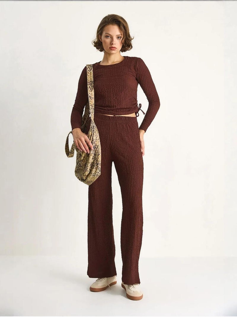 Conjunto de dos piezas ajustado con pantalones acampanados lucci Marrón chocolate - Kiabi