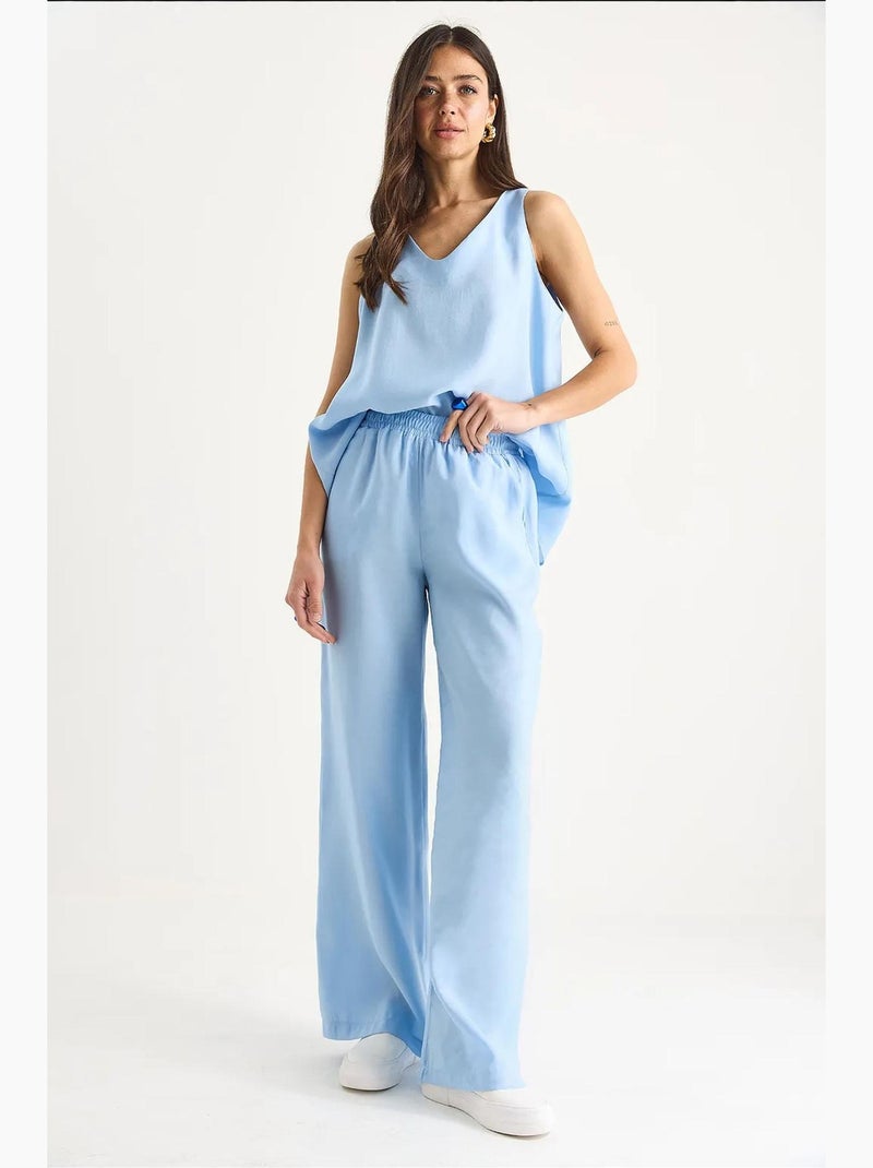 Conjunto de dos piezas con blusa de tirantes y cuello en v y pantalón palazzo lucci Azul cielo - Kiabi
