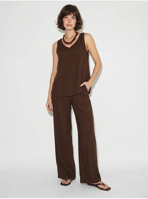 Conjunto de dos piezas con blusa de tirantes y cuello en v y pantalón palazzo lucci - Kiabi Conjunto de dos piezas con blusa de tirantes y cuello en v y pantalón palazzo lucci - Kiabi