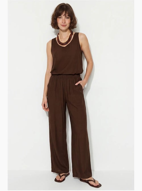 Conjunto de dos piezas con blusa de tirantes y cuello en v y pantalón palazzo lucci - Kiabi Conjunto de dos piezas con blusa de tirantes y cuello en v y pantalón palazzo lucci - Kiabi