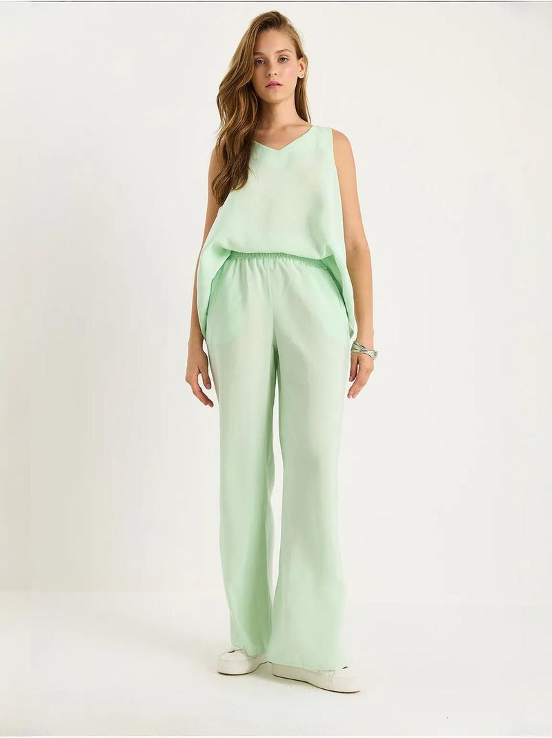 Conjunto de dos piezas con blusa de tirantes y cuello en v y pantalón palazzo lucci Verde menta - Kiabi