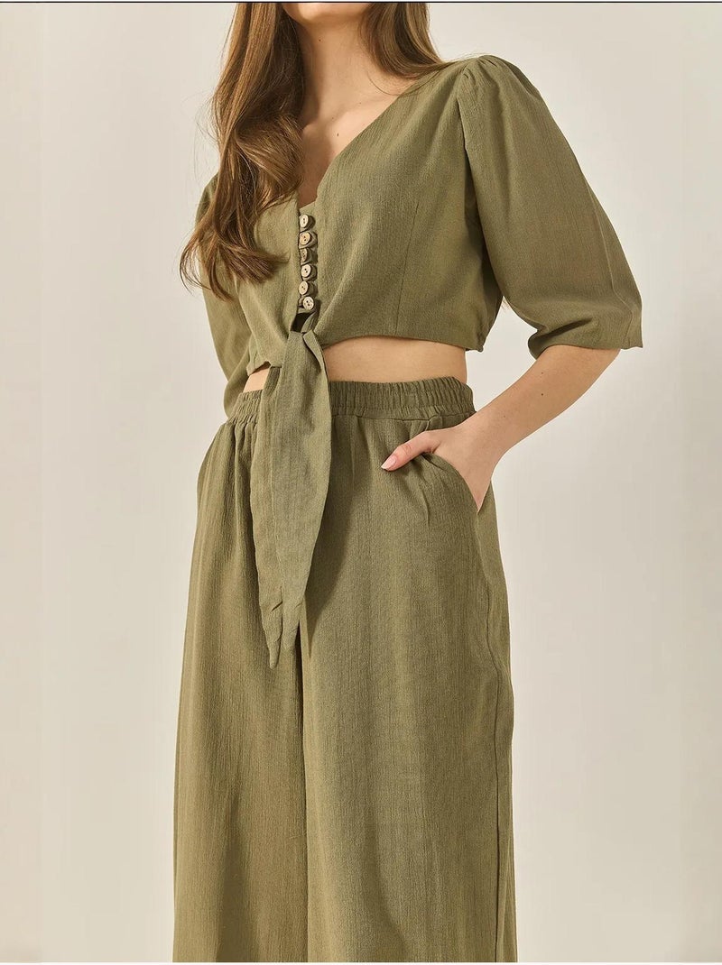 Conjunto de dos piezas con blusa y pantalón abotonado con detalle de lazo lucci Caqui - Kiabi