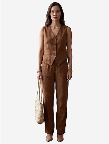 Conjunto de dos piezas con botones y cuello en v texturizado de my fashion
