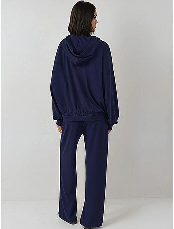 Conjunto de dos piezas con capucha, corte oversize y cintura alta hiccup