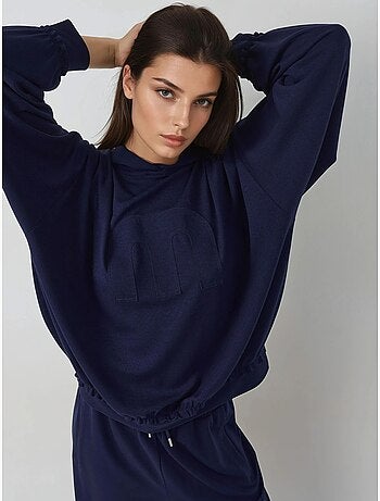 Conjunto de dos piezas con capucha, corte oversize y cintura alta hiccup