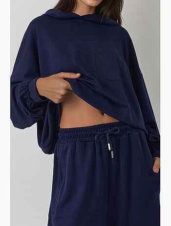 Conjunto de dos piezas con capucha, corte oversize y cintura alta hiccup