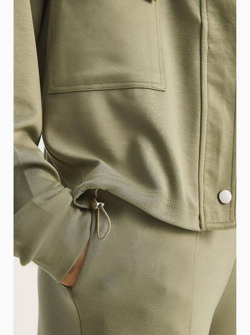 Conjunto de dos piezas con capucha, manga larga y cordón ajustable lucci - Kiabi Conjunto de dos piezas con capucha, manga larga y cordón ajustable lucci - Kiabi