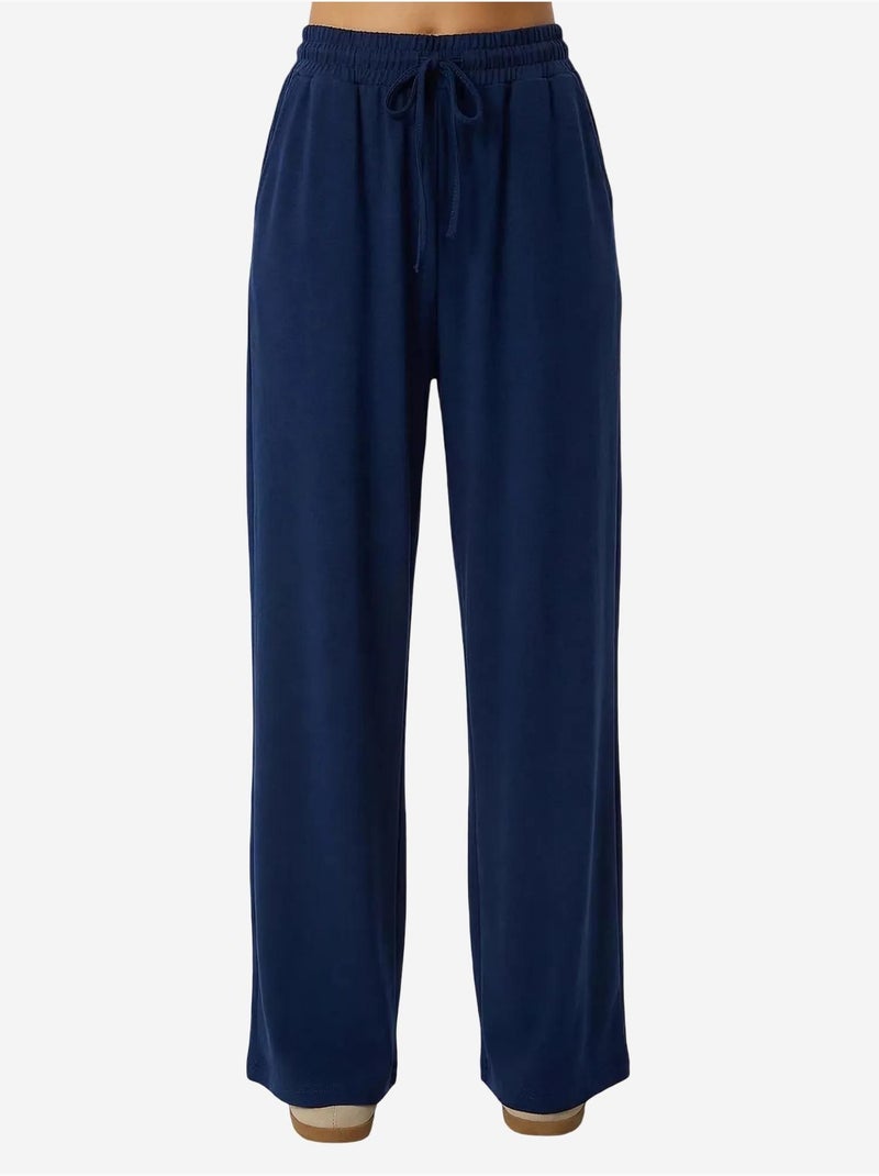 Conjunto de dos piezas con chaqueta con detalle de bolsillo y pantalón de pierna ancha istanbul Azul marino - Kiabi