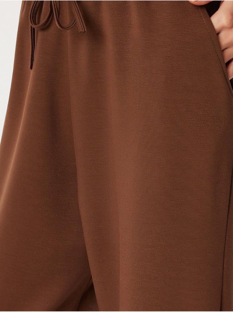 Conjunto de dos piezas con chaqueta con detalle de bolsillo y pantalón de pierna ancha istanbul Marrón chocolate - Kiabi