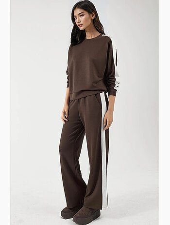 Conjunto de dos piezas con cintura alta, pierna ancha y cuello redondo hiccup