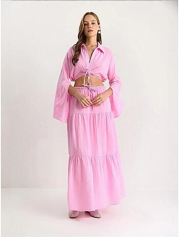 Conjunto de dos piezas con cintura alta y volantes lucci