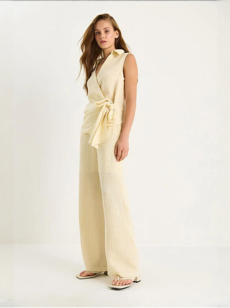 Conjunto de dos piezas con cuello en v, botones, cintura alta y pierna ancha a rayas lucci Amarillo limón - Kiabi