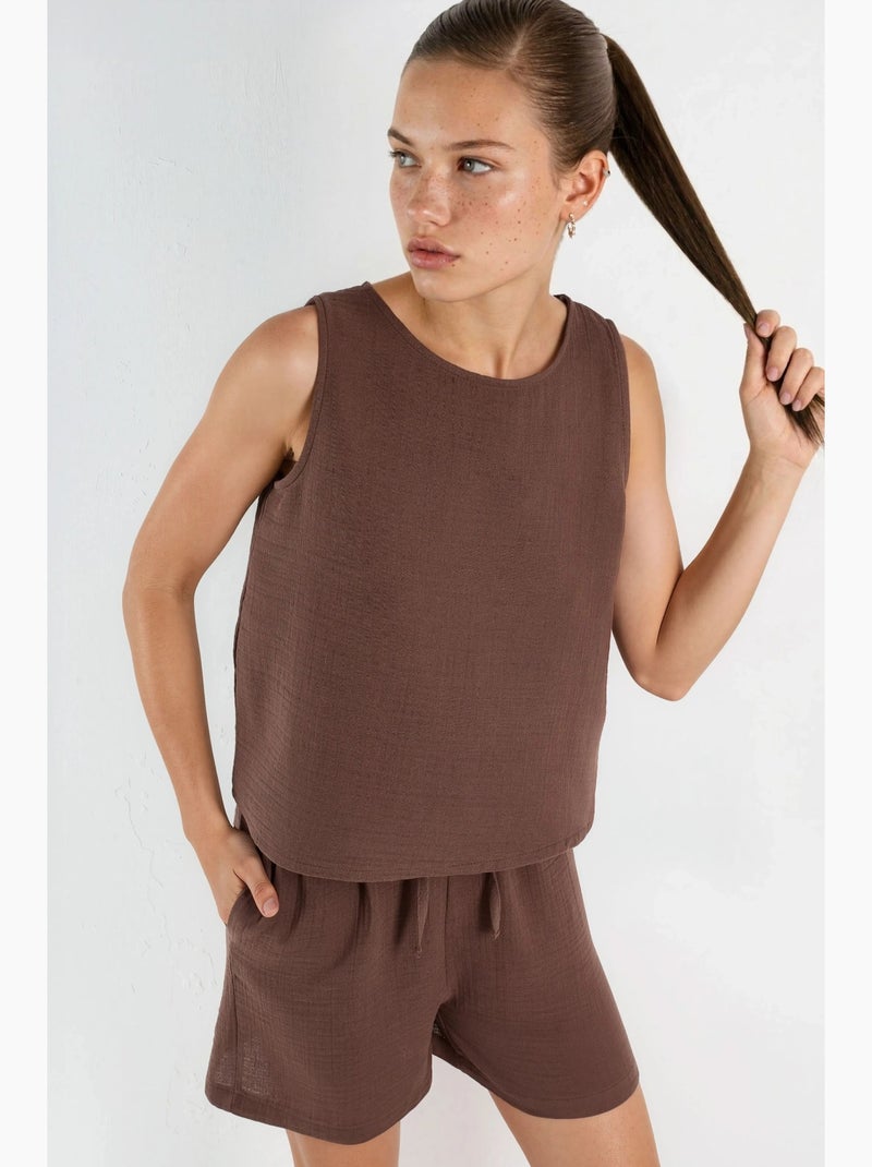 Conjunto de dos piezas con top de muselina sin mangas y shorts hiccup Marrón chocolate - Kiabi