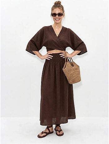Conjunto de dos piezas de blusa y falda midi de algodón lucci