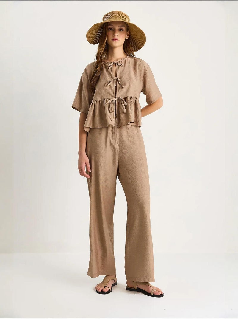 Conjunto de dos piezas de blusa y pantalón de manga corta con detalle de lazo lucci Marrón claro - Kiabi