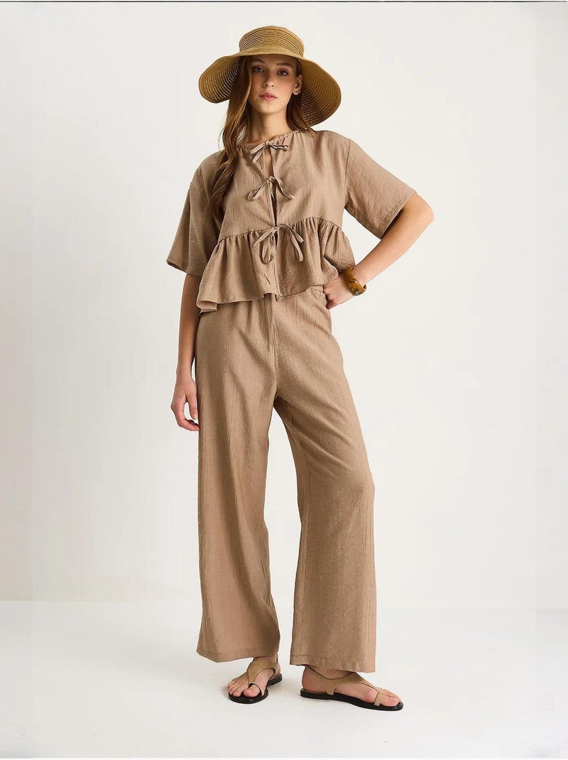 Conjunto de dos piezas de blusa y pantalón de manga corta con detalle de lazo lucci Marrón claro - Kiabi
