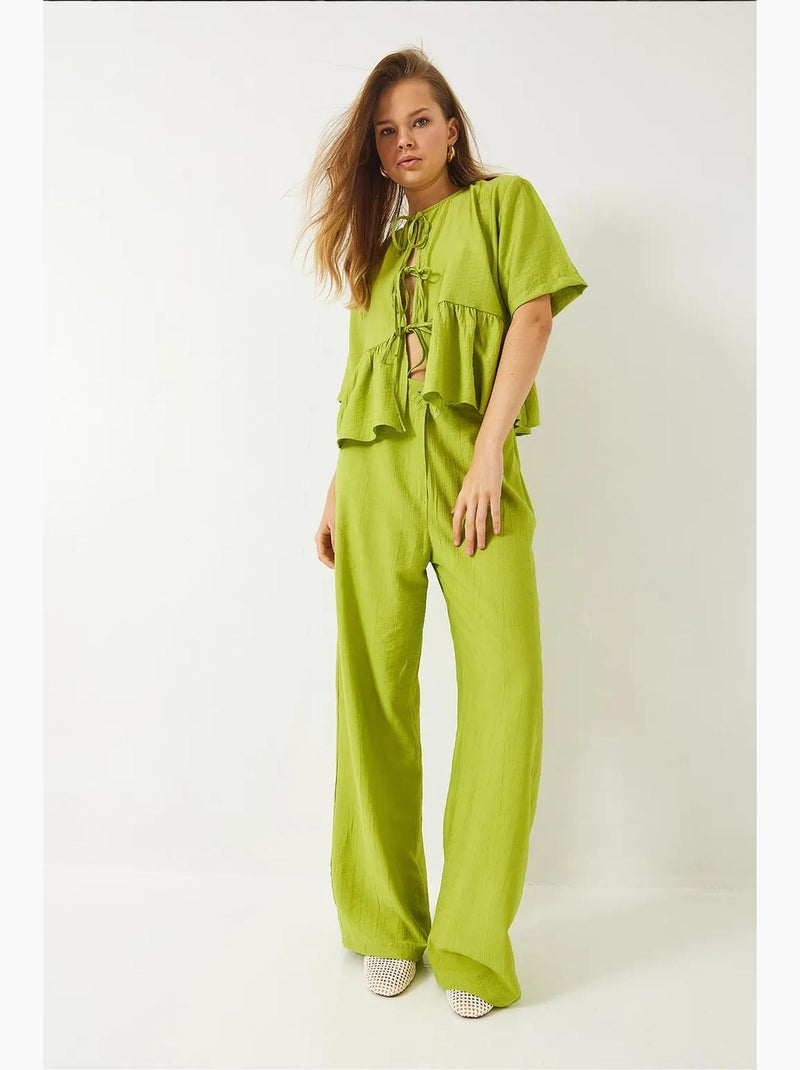 Conjunto de dos piezas de blusa y pantalón de manga corta con detalle de lazo lucci Verde tilo - Kiabi