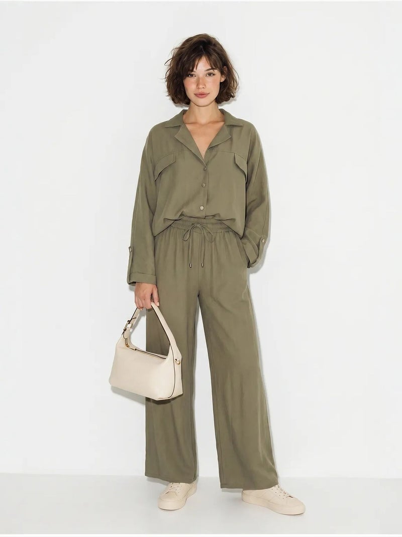 Conjunto de dos piezas de crepé con blusa y pantalón de pernera ancha lucci Caqui - Kiabi