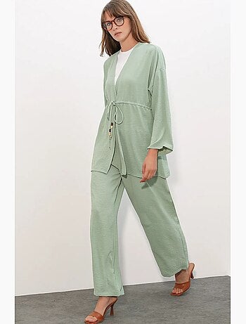 Conjunto de dos piezas de crepé con kimono y pantalón de pernera ancha bdart