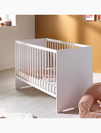 Conjunto de habitación completa para bebé con cuna de 120x60?cm y cómoda con cambiador de 3 cajones.