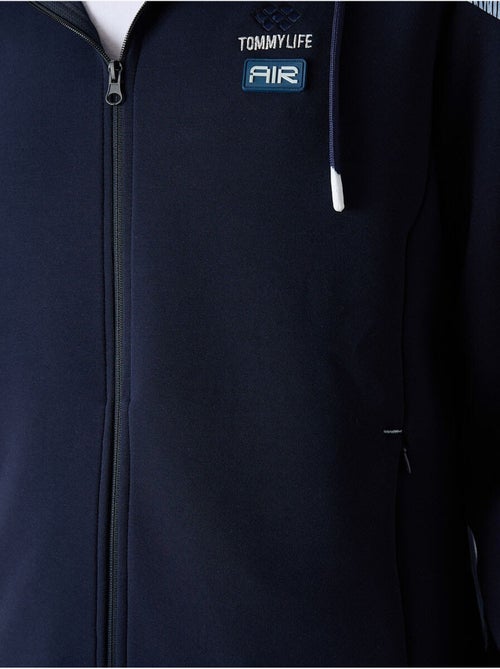 Conjunto de hombre de sudadera con capucha y pantalón tommy - Kiabi Conjunto de hombre de sudadera con capucha y pantalón tommy - Kiabi