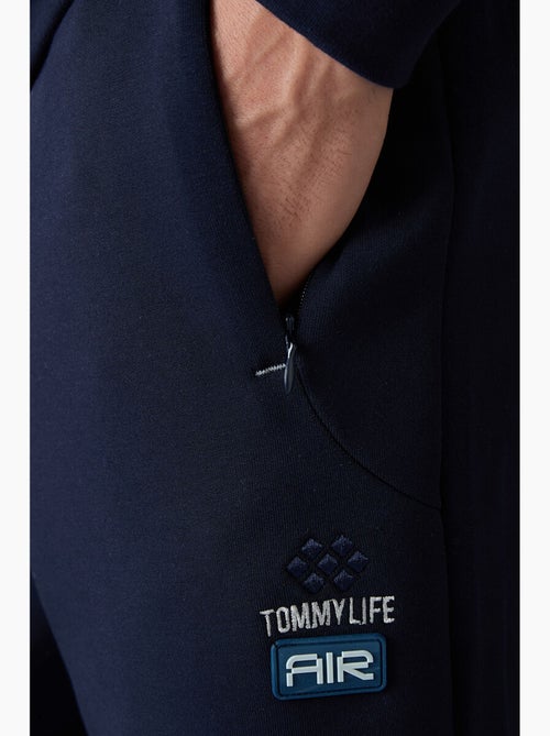 Conjunto de hombre de sudadera con capucha y pantalón tommy - Kiabi Conjunto de hombre de sudadera con capucha y pantalón tommy - Kiabi