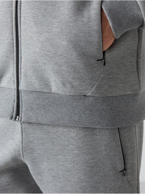 Conjunto de hombre de sudadera con capucha y pantalón tommy - Kiabi Conjunto de hombre de sudadera con capucha y pantalón tommy - Kiabi